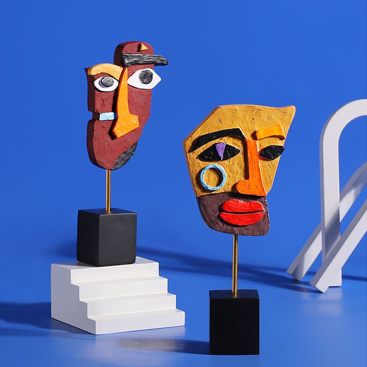 Tv Art And Craft - Patung Abstrak Wajah Manusia Kreatif Berwarna-warni